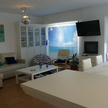 Apartamento Piso en Santa Cristina, a 150 m de la playa Oleiros Exterior foto